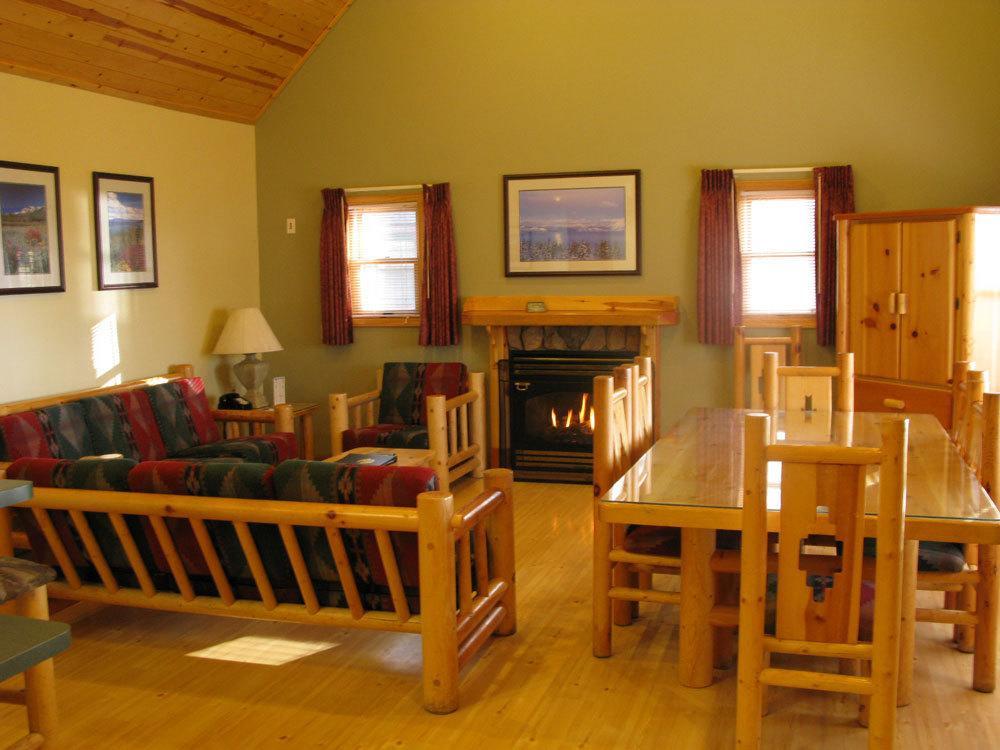 Hôtel The Cabins At Zephyr Cove Extérieur photo